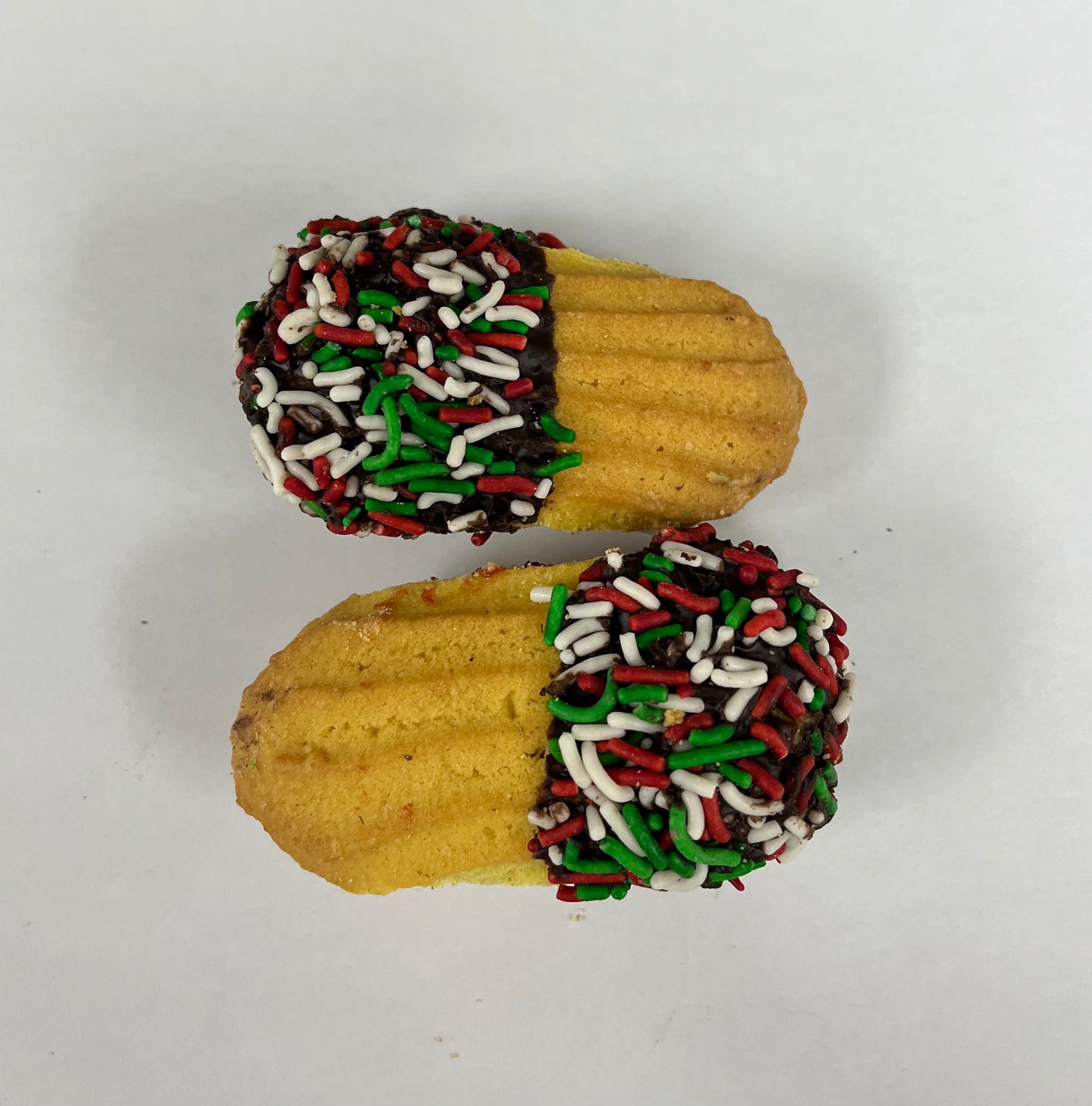 CHRISTMAS RED & GREEN SPRINKLED FINGERS